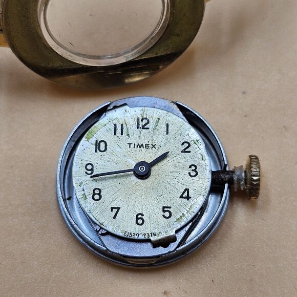 VINTAGE Timex 35D Manual Wind Women\'s Watch On Speidel 10k RGP Band Runs Great main image 7